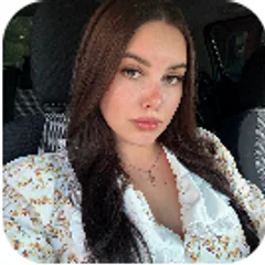 Анна Плотникова